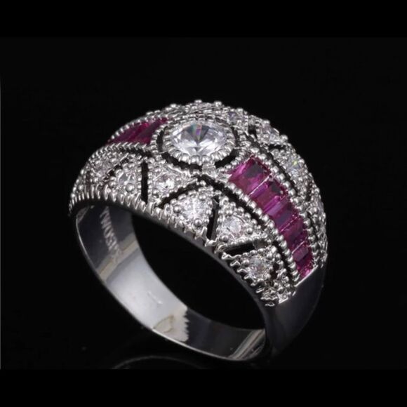 Beautiful pink sapphire and white Diamond stone women’s statement ring size 8 - Picture 11 of 12